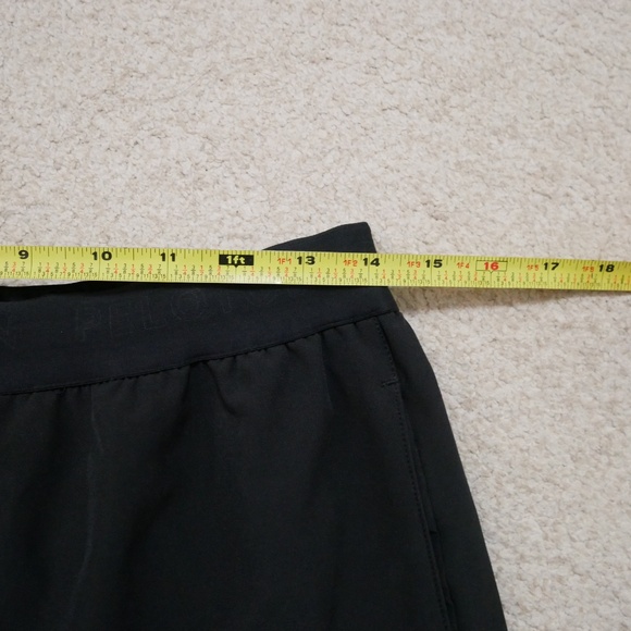 Peloton 6" shorts with liner Medium - Picture 4 of 8
